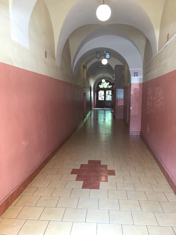 크라쿠프 View To The Cracow Basic 아파트 외부 사진