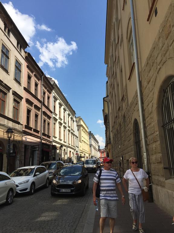 크라쿠프 View To The Cracow Basic 아파트 외부 사진